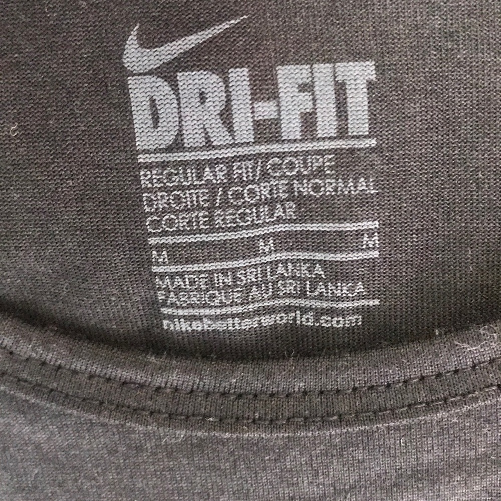 SOLD⭐️Nike Dri-Fit Swoosh racerback workout tank - Picture 5 of 6